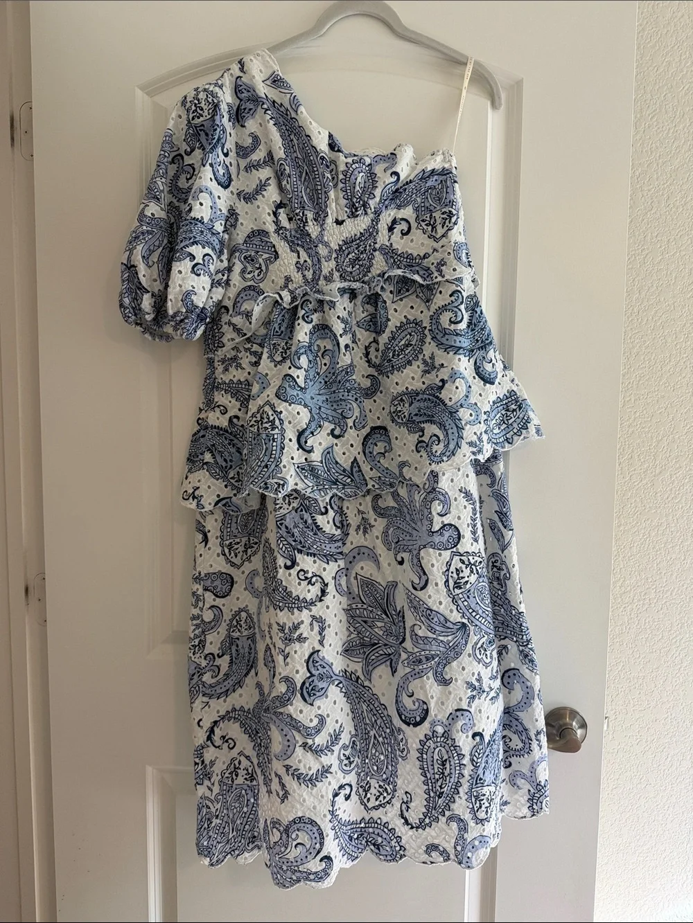 FARM Rio One-Shoulder White Dress with Blue Paisley - Picture 4 of 6